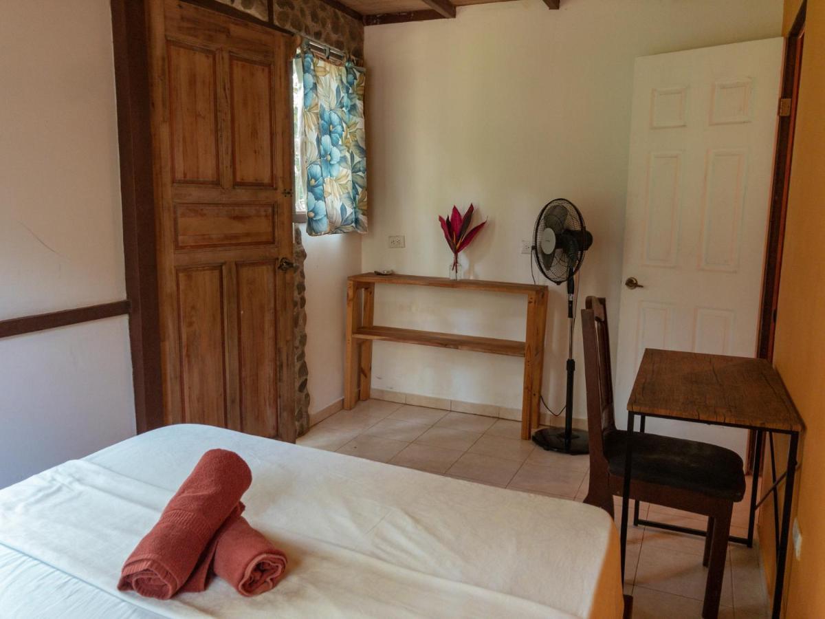 Uvita River Guesthouse Eksteriør bilde